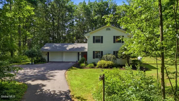 43 Grace Moore Road, Saratoga Springs, NY 12866