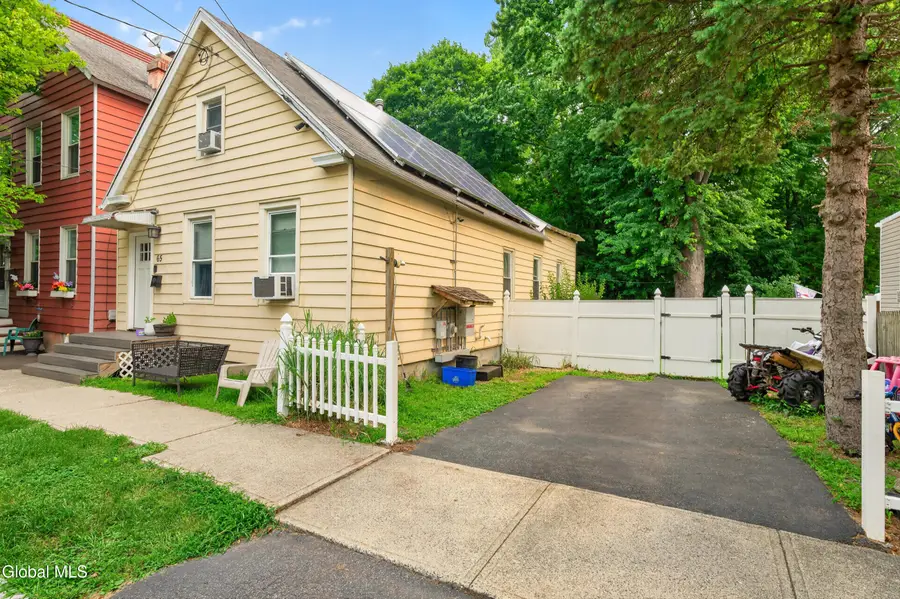 65 2nd Avenue, Rensselaer, NY 12144 - #2