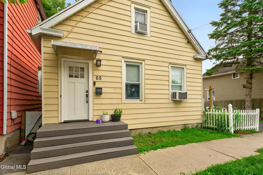 65 2nd Avenue, Rensselaer, NY 12144 - #3