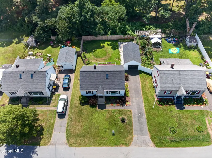 11 Old Myers Drive, Colonie, NY 12205 - #3