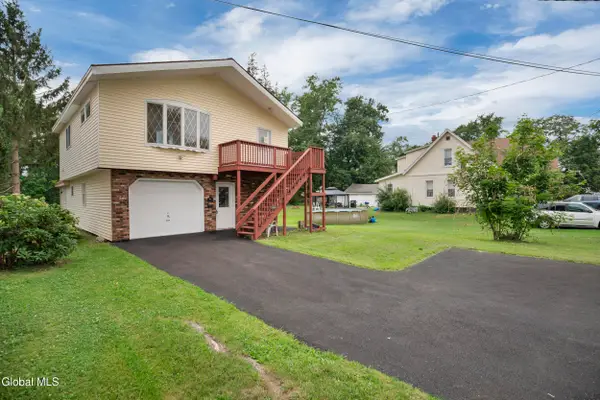1368 Belmont Avenue, Schenectady, NY 12308