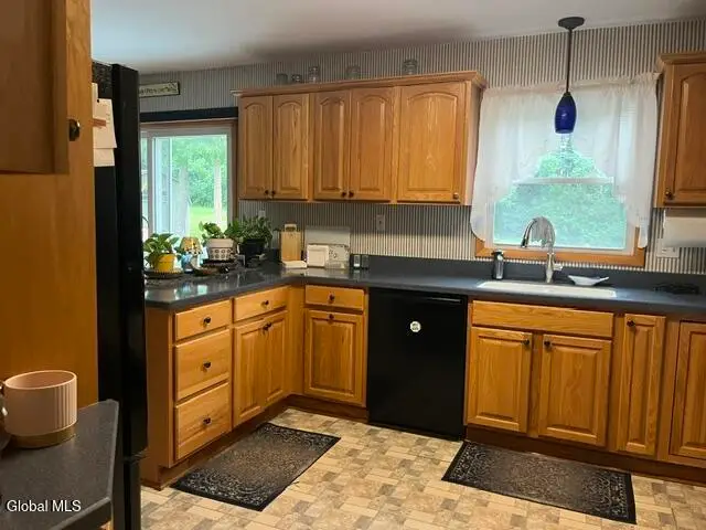10 Maybrook Drive, Schenectady, NY 12302 - #3