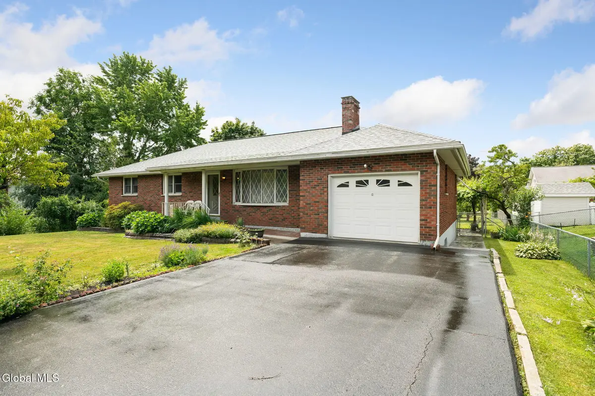 1346 Tracy Avenue, Niskayuna, NY 12309 - #1