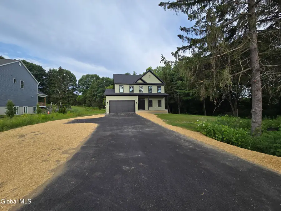 154 Dunsbach Ferry Road, Colonie, NY 12047 - #2