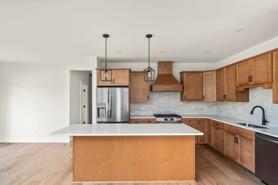 2502 River Road, Niskayuna, NY 12309 - #3