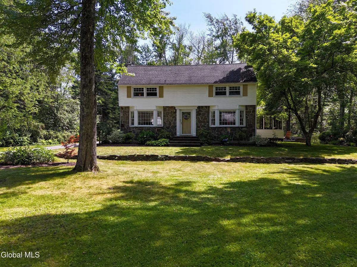 2270 Stuyvesant Drive, Niskayuna, NY 12309 - #1