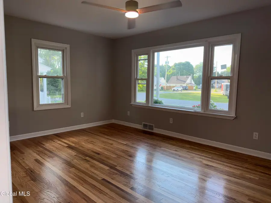 8 Oakland Drive, Johnstown, NY 12078 - #3