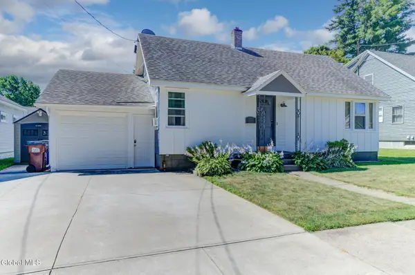 124 6th Avenue, Gloversville, NY 12078
