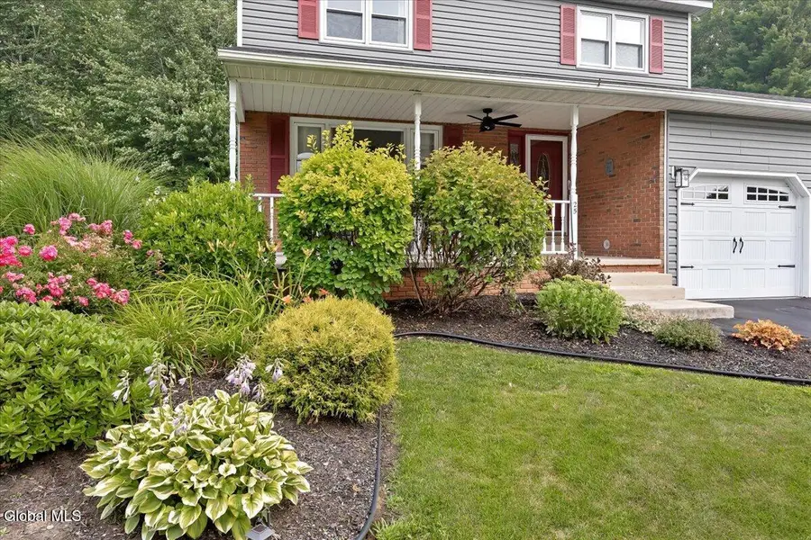 25 Concord Drive, Colonie, NY 12309 - #3