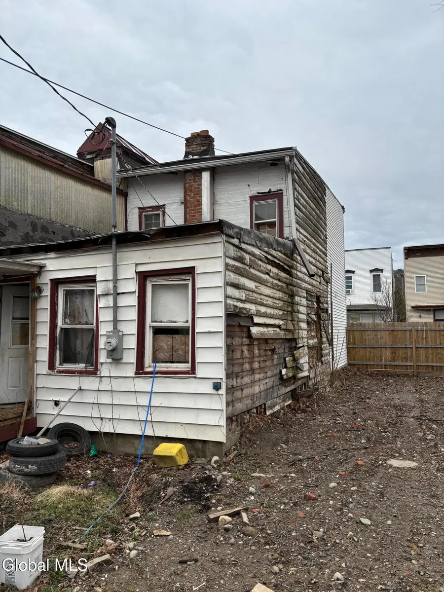 487 5th Avenue, Troy, NY 12182 - #3