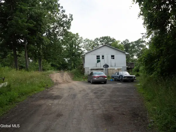 165 Conrad Lane, Coxsackie, NY 12058