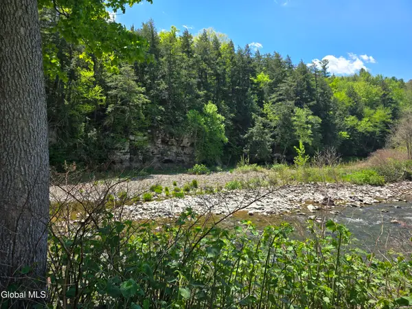 7143 New York 81, Durham, NY 12423