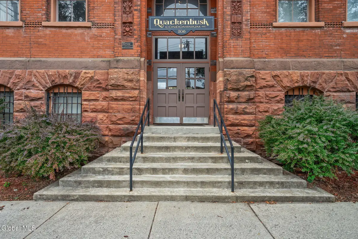 206 N Pearl Street #APT 204, Albany, NY 12207 - #1