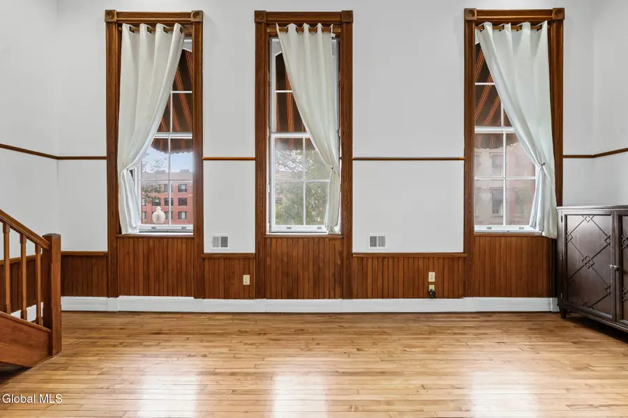 206 N Pearl Street #APT 102, Albany, NY 12207 - #3