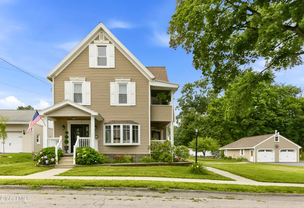 35 Halcyon Street, Scotia, NY 12302 - #1
