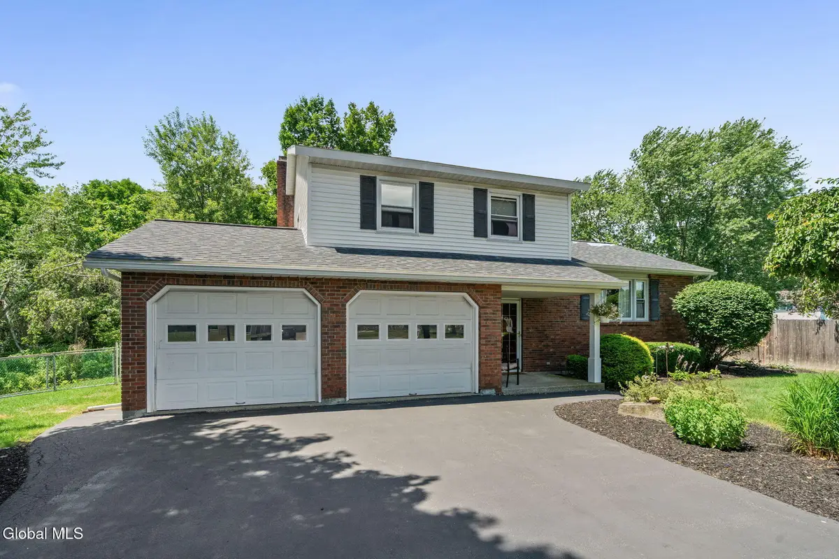 10 Schlensker Drive, Glenville, NY 12302 - #1