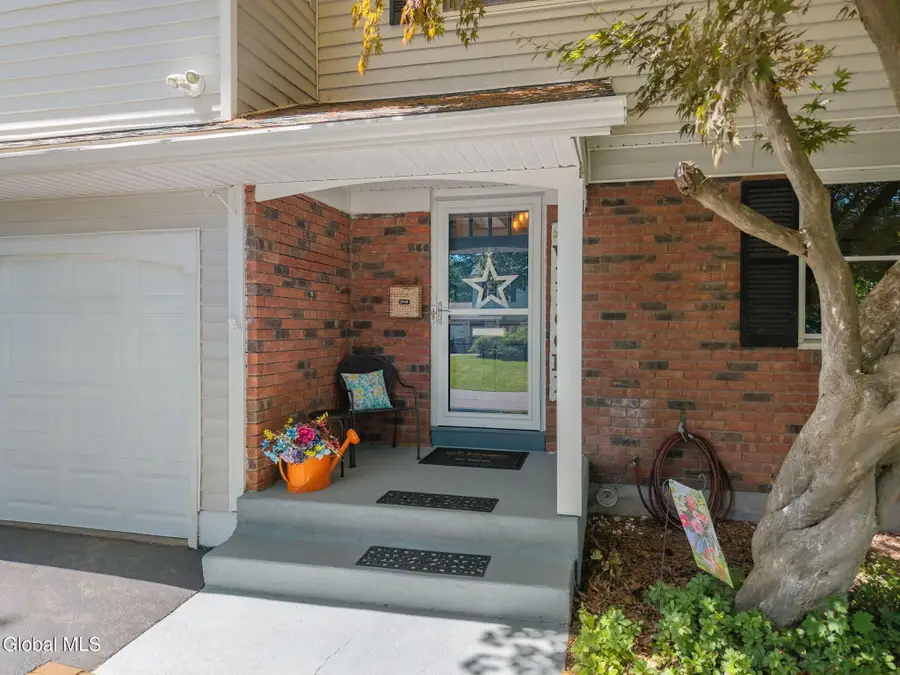 95 Meadowland Street, Bethlehem, NY 12054 - #2
