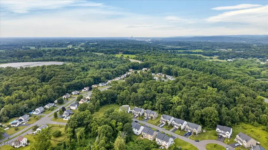 28 Reutter Drive, Selkirk, NY 12158 - #2
