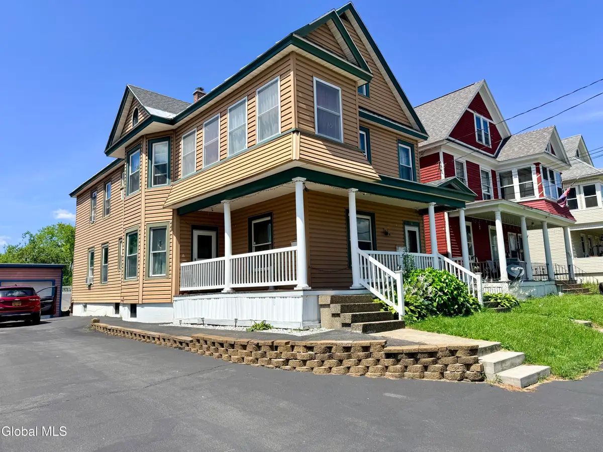 16-18 Slater Street, Amsterdam, NY 12010 - #1