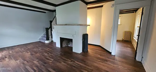 1667 Eastern Parkway, Schenectady, NY 12309