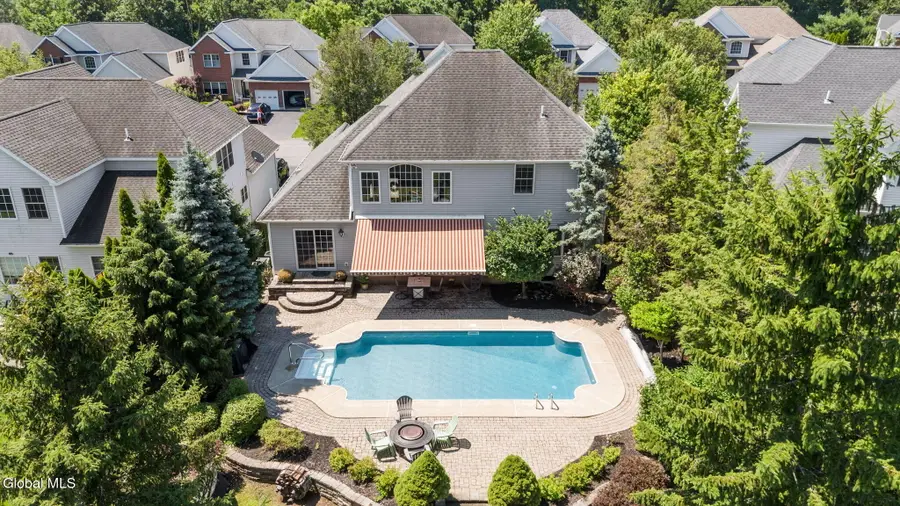 10 Yardley Court, Colonie, NY 12211 - #2