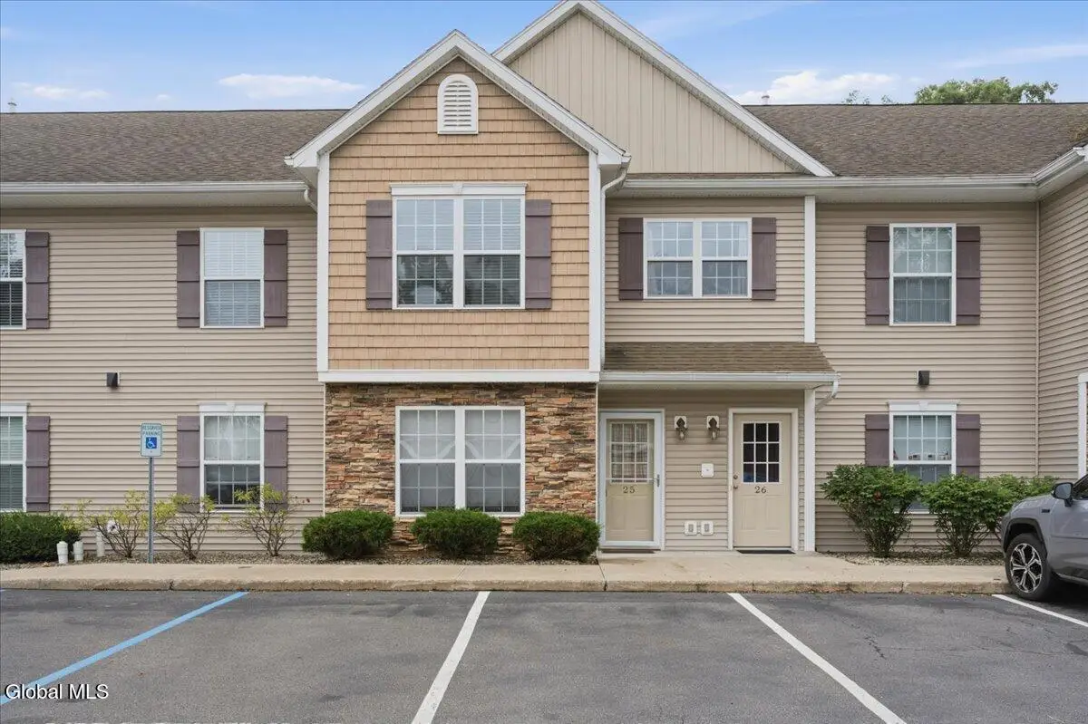 2000 Curry Road #25, Schenectady, NY 12303 - #1