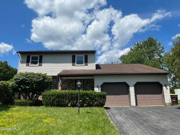 2 Brookside Court, Colonie, NY 12110