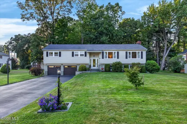 1 Cortes Court, Clifton Park, NY 12065