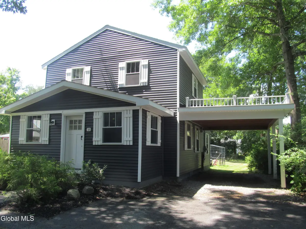 18 Valleyview Avenue, Rotterdam, NY 12306 - #1