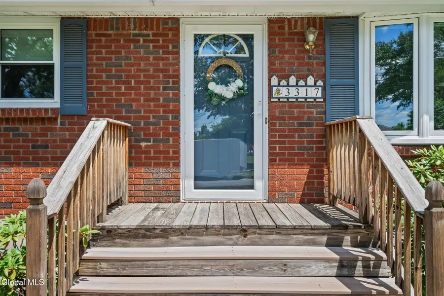 3317 Maryvale Drive, Schenectady, NY 12304 - #3