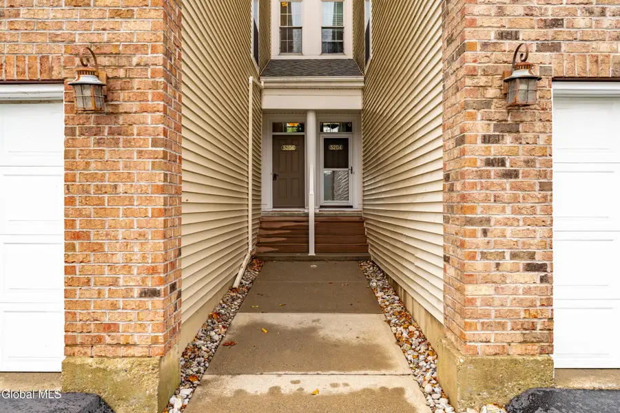 5206 Admirals Walk Drive, Cohoes, NY 12047 - #2