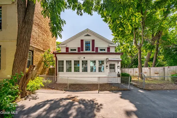 522 1st Avenue, Troy, NY 12182