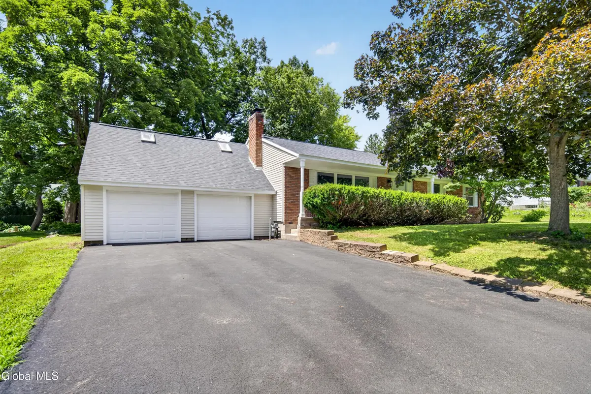 5 Anita Drive, Glenville, NY 12302 - #1