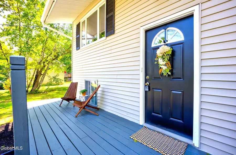 17 Red Coach Trail, Ballston Spa, NY 12020 - #2