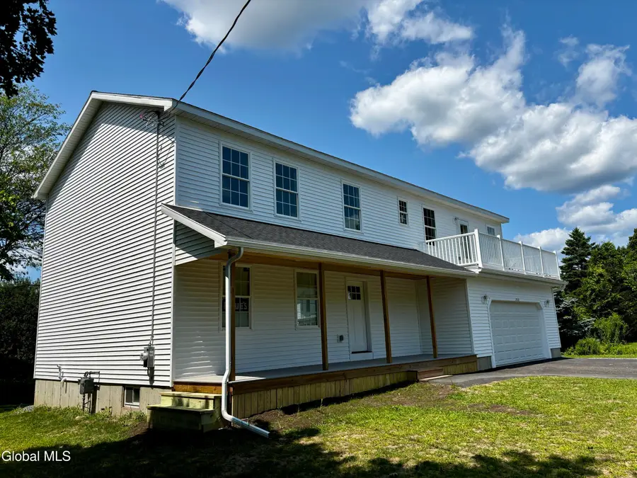 2523 Grandview Avenue, Niskayuna, NY 12309 - #3