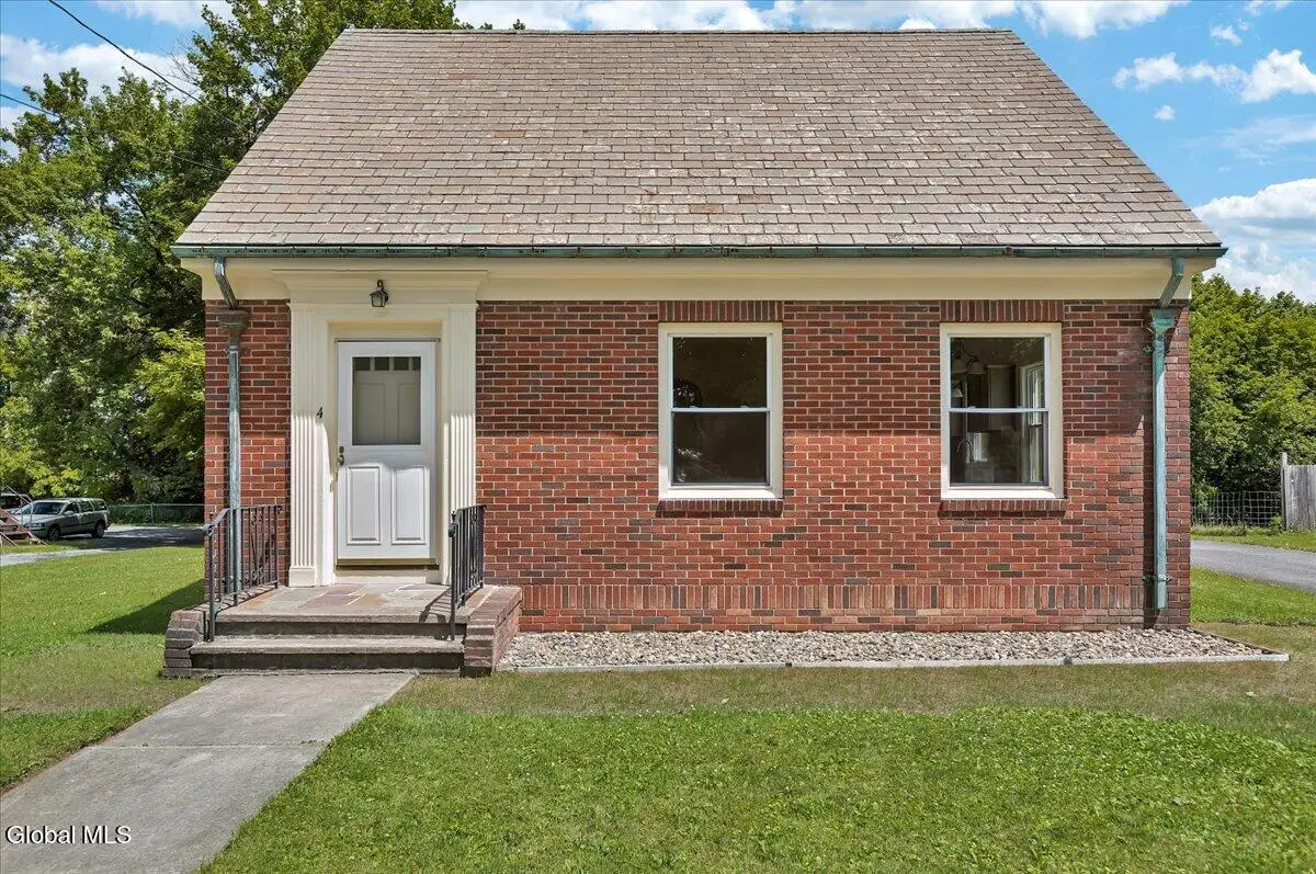 4 Russell Avenue, Ravena, NY 12143 - #1