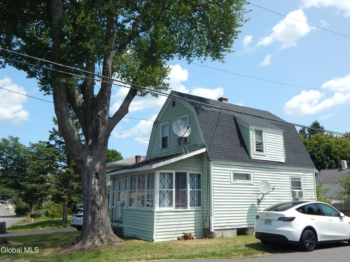 27 Homestead Street, Albany, NY 12203 - #1