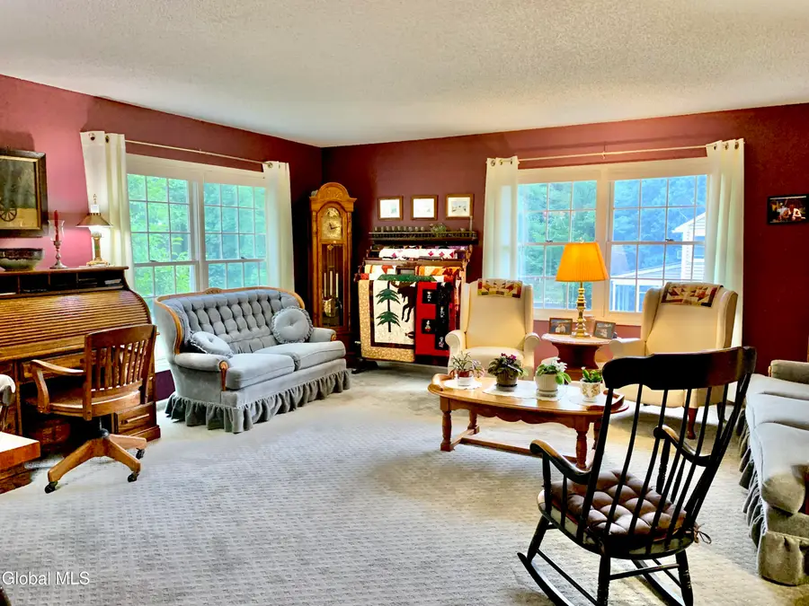 10 Helen Drive, Queensbury, NY 12804 - #3