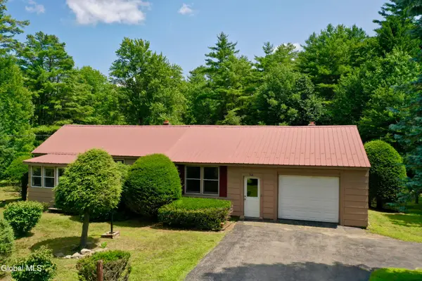 300 Vandenburgh Point Road, Mayfield, NY 12078