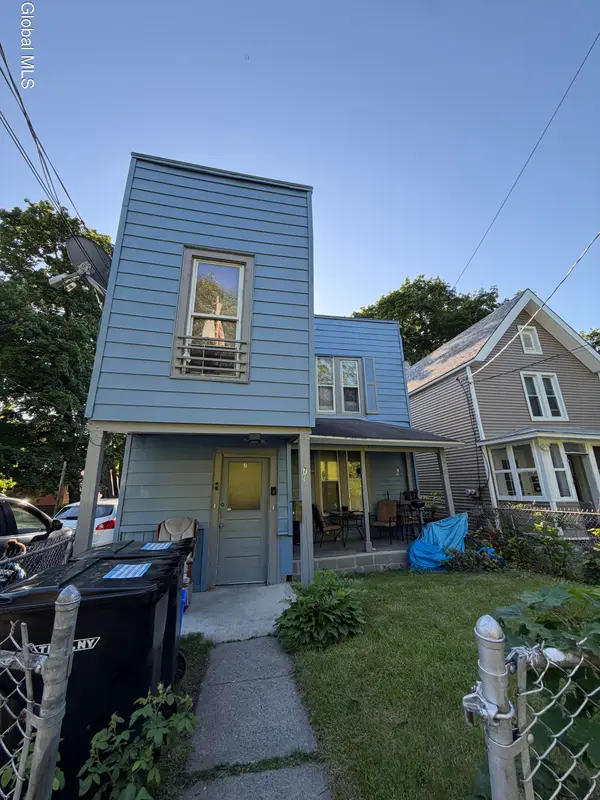 7 Winnie Avenue, Troy, NY 12180