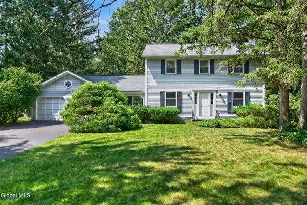 412 Persimmon Drive, Schenectady, NY 12303