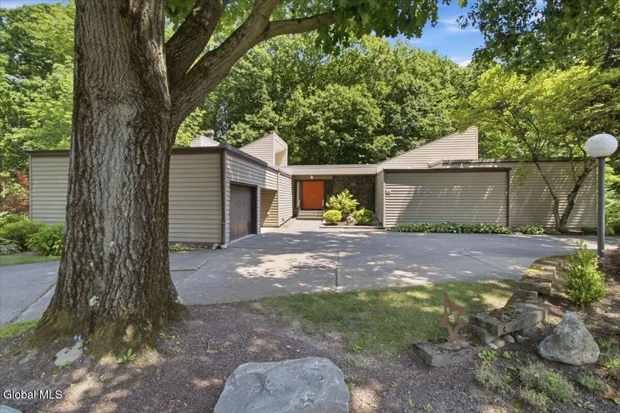 5 Newell Court, Menands, NY 12204 - #2