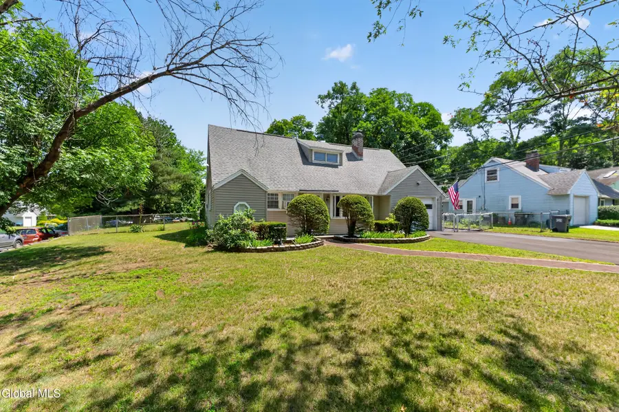 5 Knob Hill, Loudonville, NY 12211 - #3