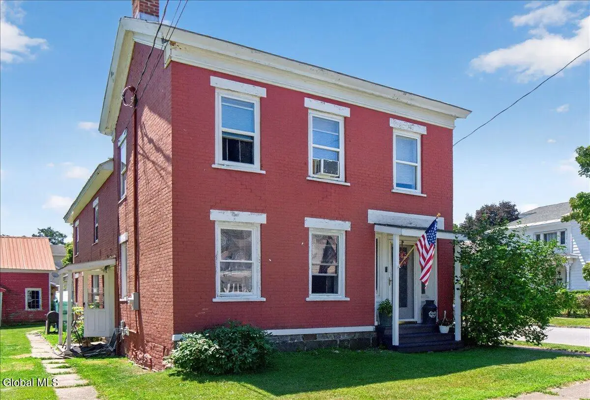 21 Burgoyne Street, Schuylerville, NY 12871 - #1