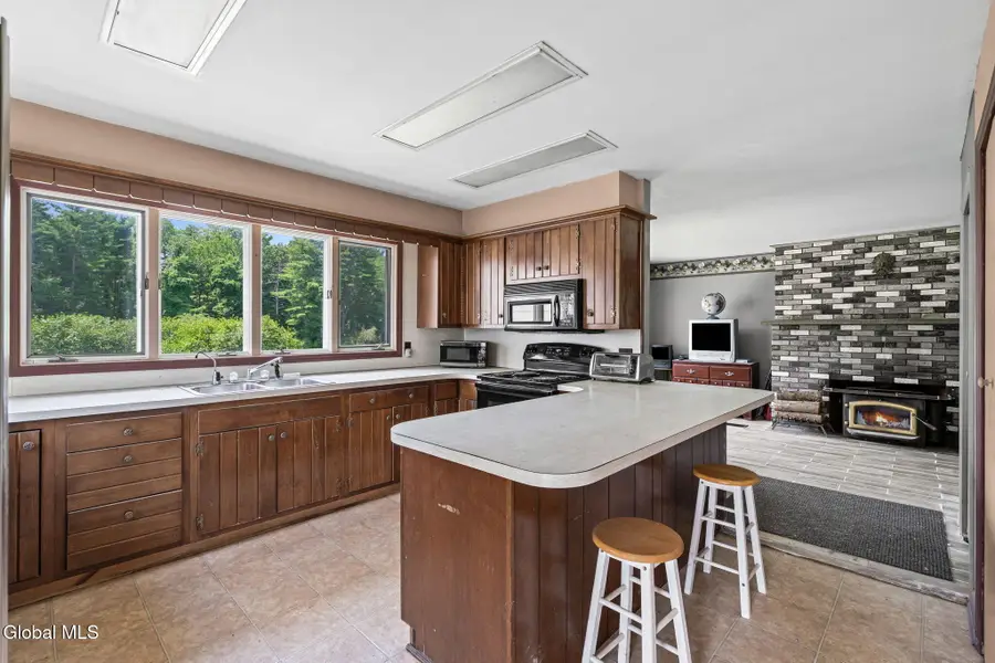 738 New York 29, Milton, NY 12863 - #3