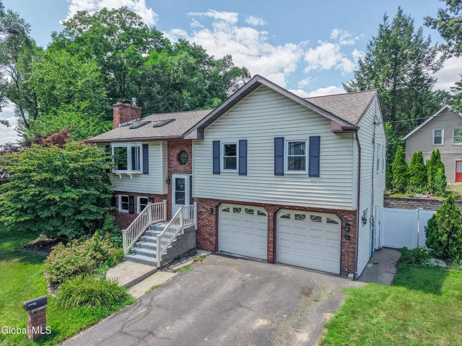 35 Hillcrest Avenue, Schenectady, NY 12309 - #2