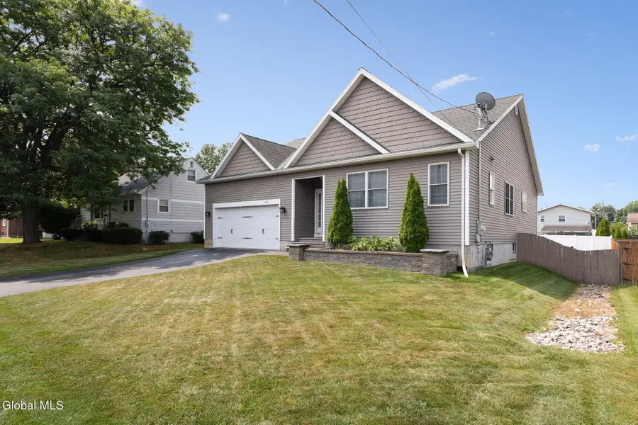 1871 Elizabeth Street, Rotterdam, NY 12303 - #3