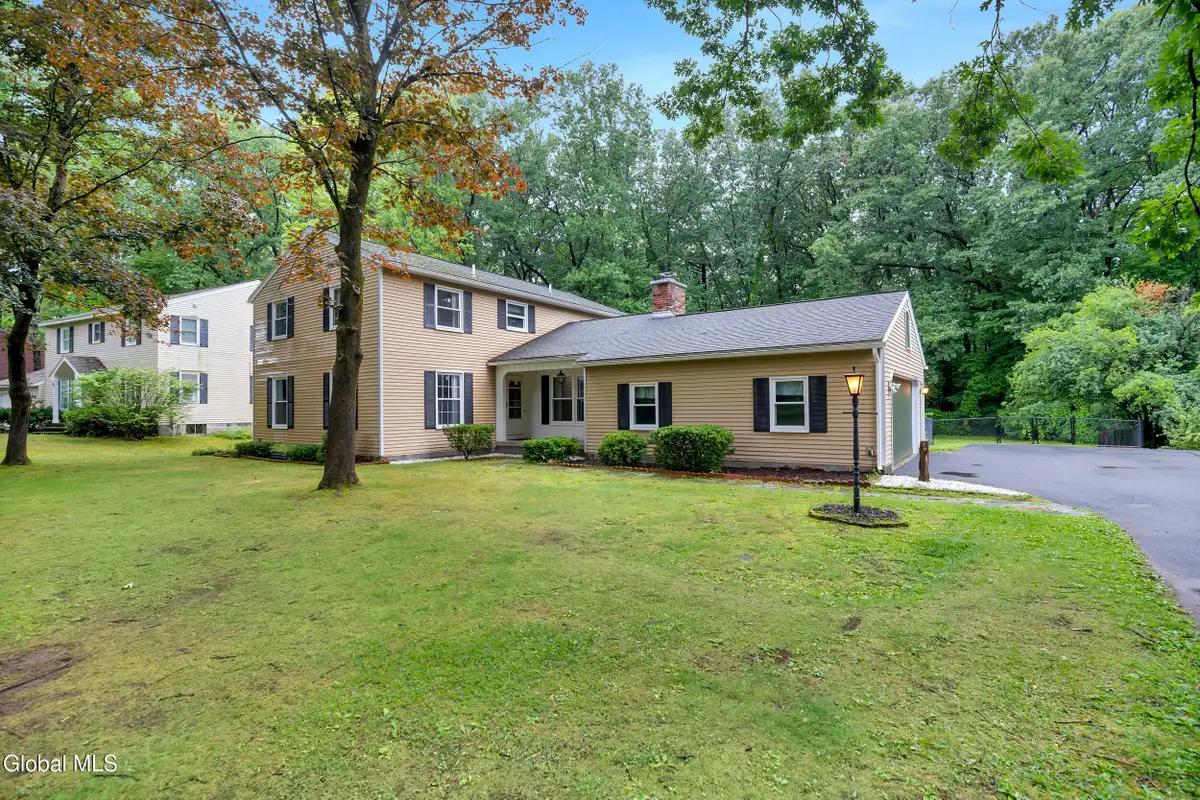 47 Canterbury Road, Clifton Park, NY 12065 - #1