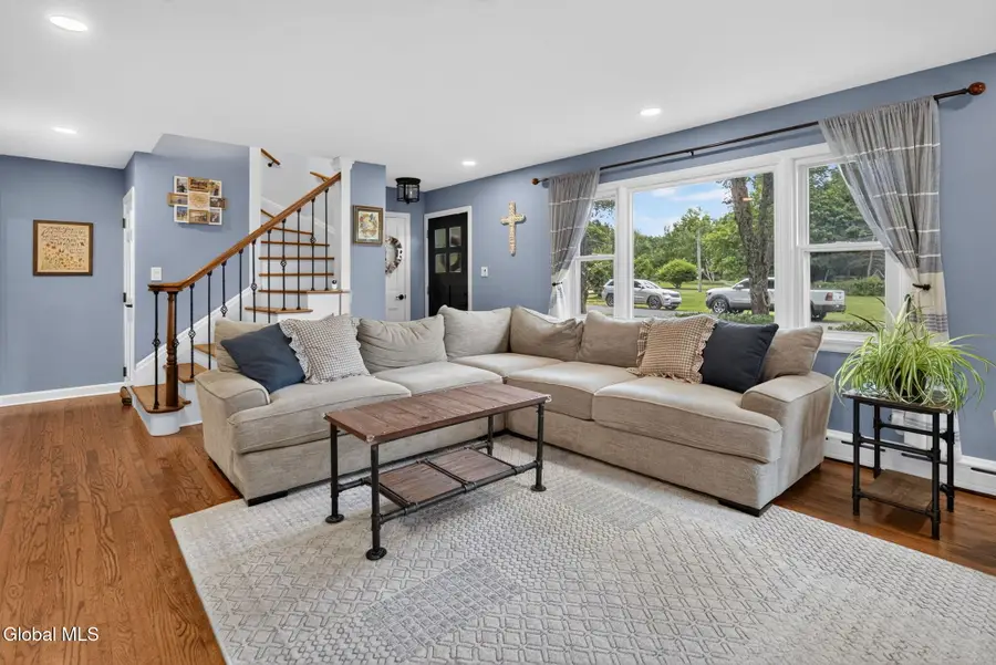 29 Northern Court, Troy, NY 12180 - #3