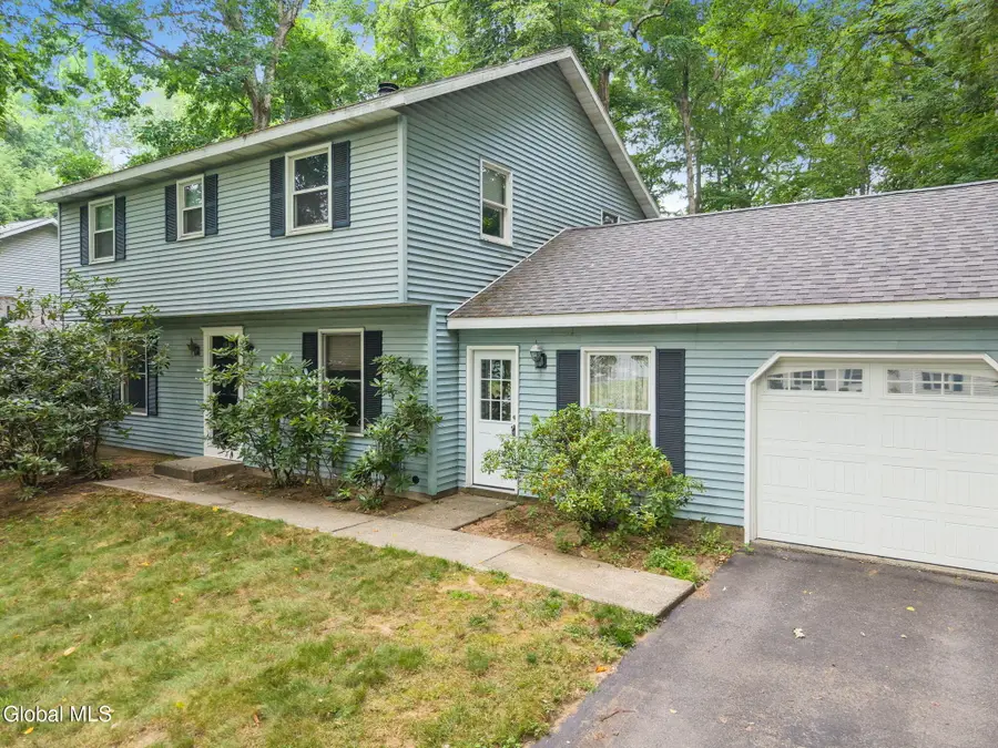 20 Longwood Drive, Clifton Park, NY 12065 - #3